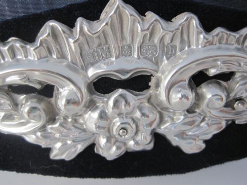LARGE DECORATIVE SHAPED VICTORIAN SILVER PHOTO PICTURE FRAME - ADDITIONAL PHOTO 4