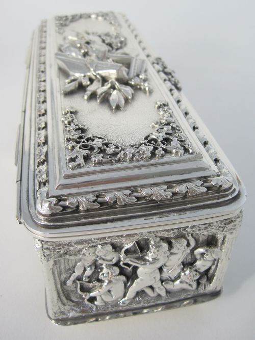 DECORATIVE ELECTROTYPE RECTANGULAR SILVER PLATED JEWELLERY OR TRINKET BOX - ADDITIONAL PHOTO 3