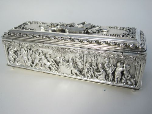 DECORATIVE ELECTROTYPE RECTANGULAR SILVER PLATED JEWELLERY OR TRINKET BOX - ADDITIONAL PHOTO 4