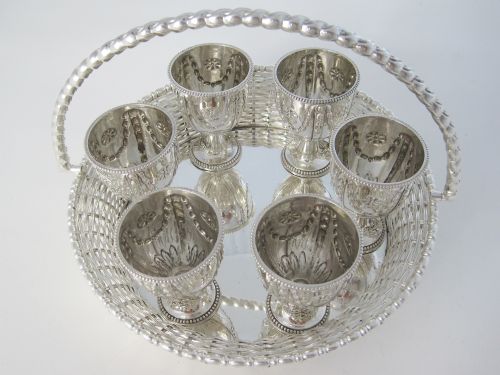 VICTORIAN SILVER PLATED EGG CRUET IN A WICKER WORK FORM - ADDITIONAL PHOTO 2