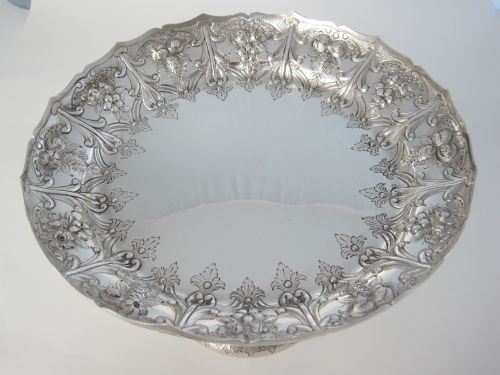 LATE VICTORIAN WALKER HALL SILVER PLATED COMPORT OR TAZZA - ADDITIONAL PHOTO 1