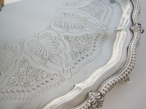 12 VICTORIAN SILVER PLATED SALVER IN A SHAPED CIRCULAR FORM - ADDITIONAL PHOTO 2