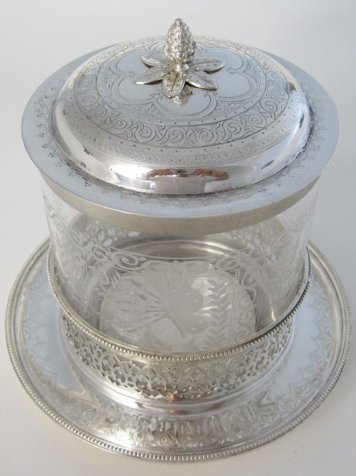 VICTORIAN ENGRAVED GLASS AND SILVER PLATED CIRCULAR BISCUIT BARREL - ADDITIONAL PHOTO 1