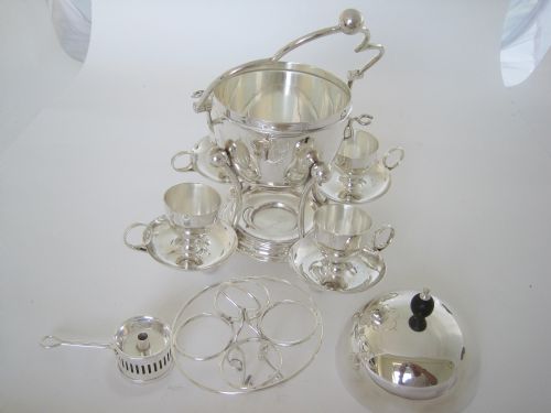 VICTORIAN SILVER PLATED EGG SHAPED EGG BOILER WITH SWING HANDLE - ADDITIONAL PHOTO 4