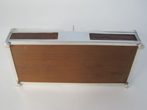 DOUBLE ENDED SILVER PLATED BOX WITH PANELS OF CROCODILE STYLE LEATHER - ADDITIONAL PHOTO 5
