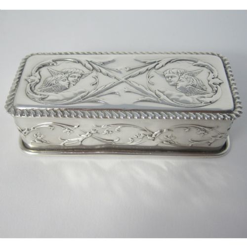 victorian chester silver box decorated with cherubs - CATEGORY: ANTIQUE SILVER - DATED 1890