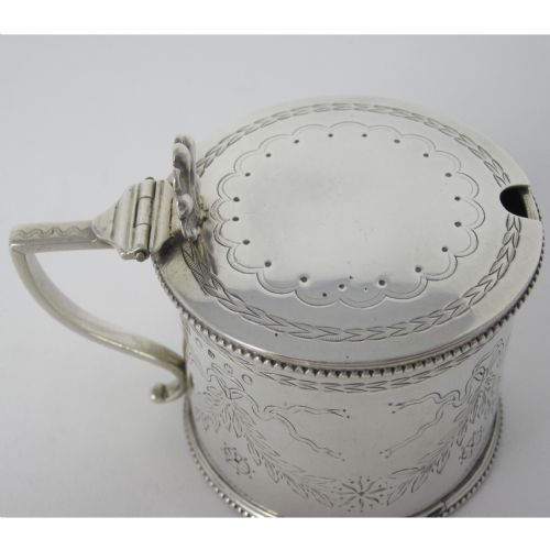 HAMILTON INCHES ANTIQUE VICTORIAN SILVER DRUM MUSTARD POT - ADDITIONAL PHOTO 1