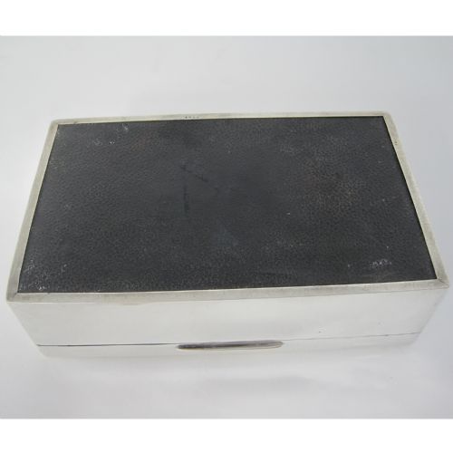 LARGE RECTANGULAR SILVER WILLIAM COMYNS SON CIGAR OR TRINKET BOX - ADDITIONAL PHOTO 5