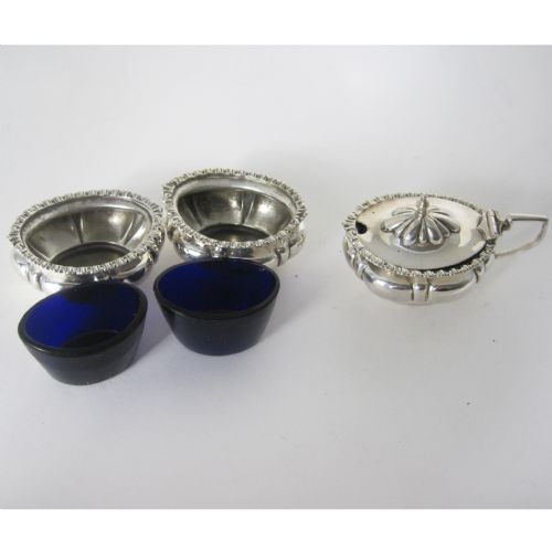 EDWARDIAN SILVER 8 PC CONDIMENT SET IN SILK AND VELVET LINED BOX - ADDITIONAL PHOTO 1