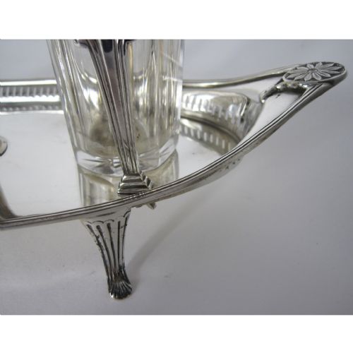 ELEGANT THOMAS BRADBURY SON SILVER OIL AND VINEGAR STAND - ADDITIONAL PHOTO 3