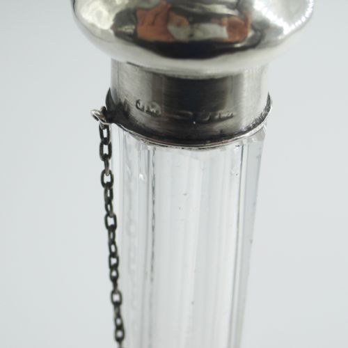 VICTORIAN SILVER AND GLASS PERFUME BOTTLE WITH PULL OFF LID - ADDITIONAL PHOTO 1