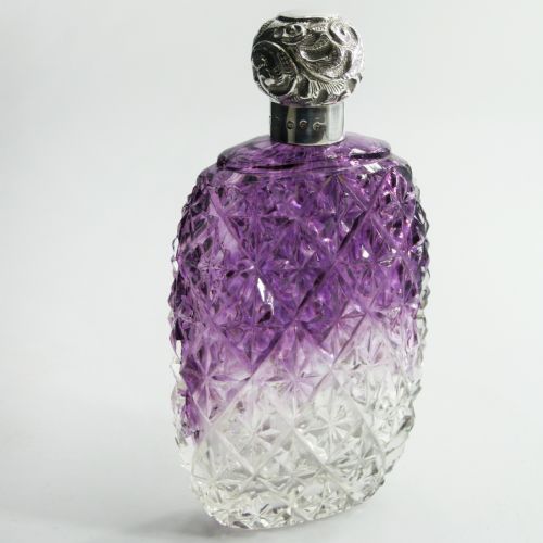 VICTORIAN SIVER AND CUT GLASS HIP FLASK WITH AN AMETHYST AND CLEAR STAR CUT BODY - ADDITIONAL PHOTO 2