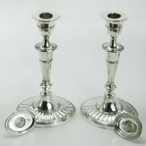 PAIR OF GEORGE III STYLE JAMES DIXON SON SILVER THREE LIGHT CANDELABRA - ADDITIONAL PHOTO 6