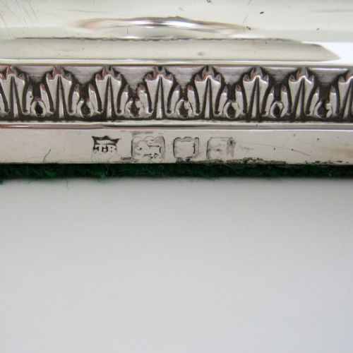 PAIR OF SILVER THOMAS BRADBURY DWARF CANDLESTICKS - ADDITIONAL PHOTO 1