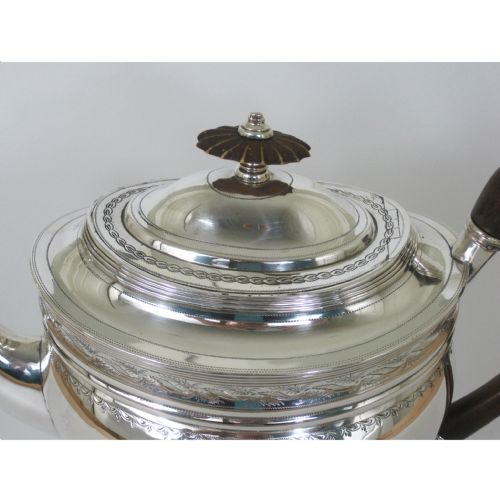 ELEGANT GEORGIAN SILVER TEAPOT WITH WOODED SCROLL HANDLE - ADDITIONAL PHOTO 3