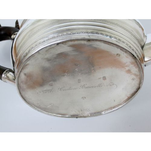 ELEGANT GEORGIAN SILVER TEAPOT WITH WOODED SCROLL HANDLE - ADDITIONAL PHOTO 6