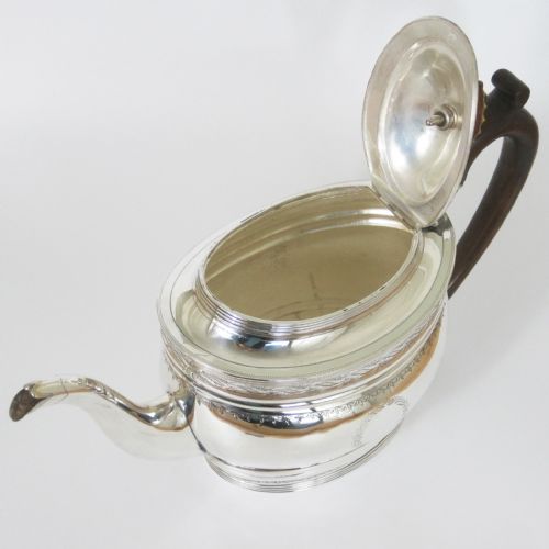 ELEGANT GEORGIAN SILVER TEAPOT WITH WOODED SCROLL HANDLE - ADDITIONAL PHOTO 7