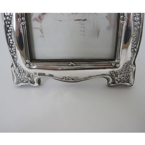 CHARMING EDWARDIAN SILVER PHOTO FRAME WITH OAK EASEL STAND BACK - ADDITIONAL PHOTO 1