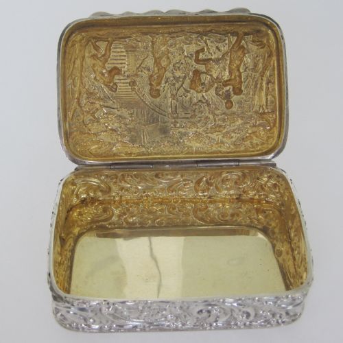 EDWARDIAN SILVER JEWELLERY OR TRINKET BOX DEPICTING CLASSICAL FIGURES AND HORSE RIDING - ADDITIONAL PHOTO 4