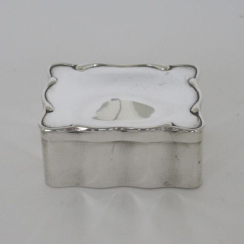silver jewellery or trinket box gilt inside with original pink velvet lining - CATEGORY: ANTIQUE SILVER - DATED 1910