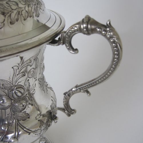 DECORATIVE VICTORIAN SILVER PLATED CAMPAGNA SHAPED LIDDED TROPHY CUP - ADDITIONAL PHOTO 4