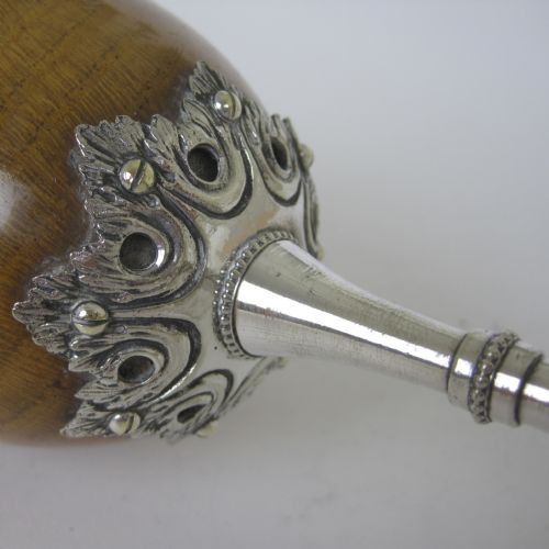 UNUSUAL LARGE VICTORIAN SILVER PLATE AND OAK GOBLET - ADDITIONAL PHOTO 4
