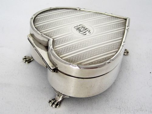 SILVER HEART SHAPED JEWELLERY CASKET OR BOX WITH A HINGED LID - ADDITIONAL PHOTO 2