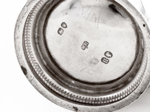 VICTORIAN SILVER CHRISTENING MUG WITH A GRAPE AND VINE PATTERN AND SCROLL HANDLE - ADDITIONAL PHOTO 4