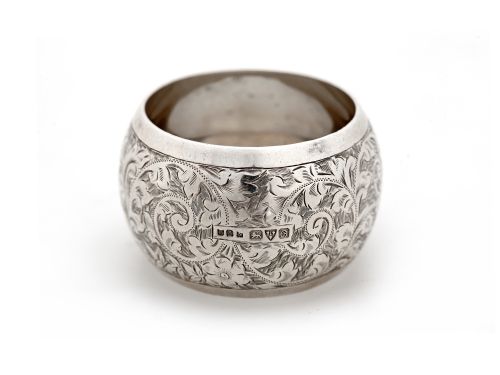 OVER SIZED CHESTER SILVER NAPKIN RING - ADDITIONAL PHOTO 2