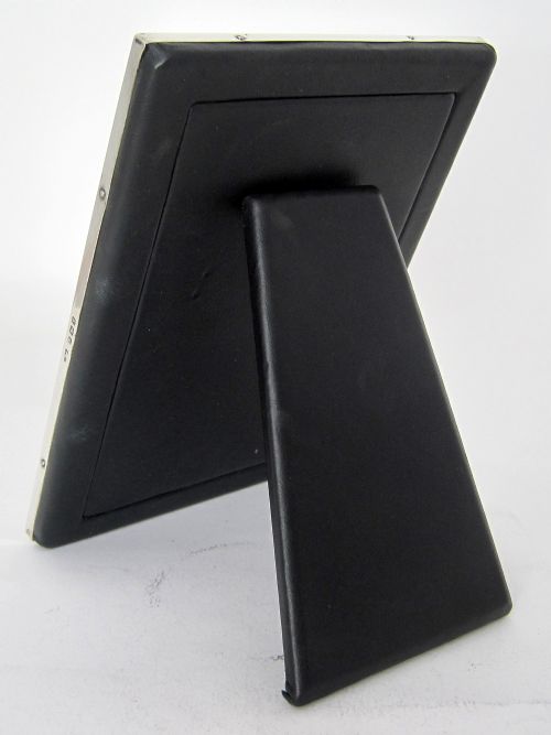SMART PLAIN MOUNT SILVER PHOTO FRAME WITH BLACK LEATHER BACK - ADDITIONAL PHOTO 3