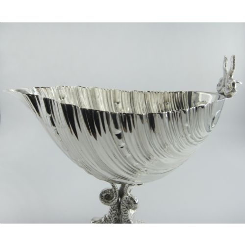 DECORATIVE PAIR OF VICTORIAN SILVER PLATED SAUCE BOATS WITH SHELL SHAPED BOWLS - ADDITIONAL PHOTO 4