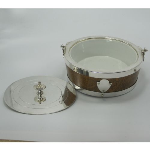 SILVER PLATE AND OAK SWING HANDLE BUTTER OR PRESERVE DISH - ADDITIONAL PHOTO 1