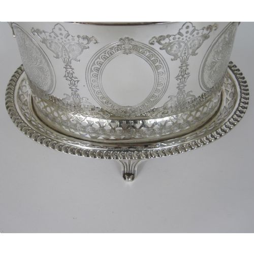 VICTORIAN SILVER PLATED BOX WITH CAST DOGS HEAD HANDLES - ADDITIONAL PHOTO 2