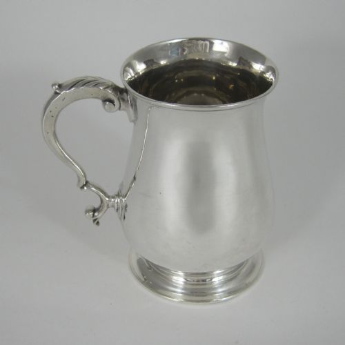 good condition george iii 34 pint silver mug - CATEGORY: ANTIQUE SILVER - DATED 1750