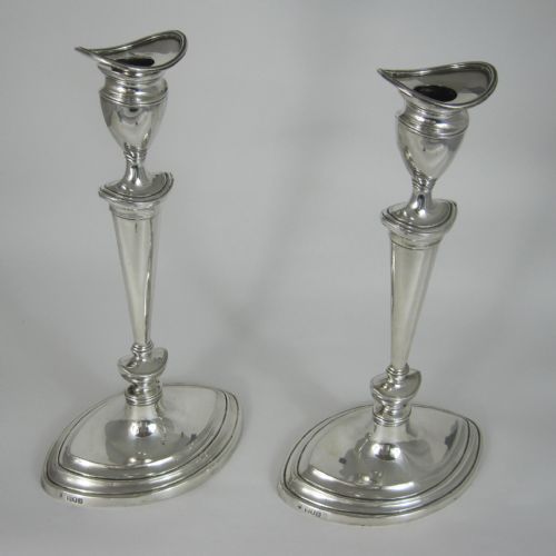 elegant pair of edwardian silver candlesticks - CATEGORY: ANTIQUE SILVER - DATED 1900