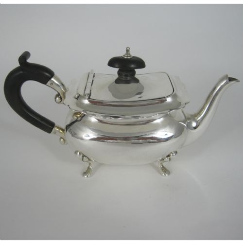 edwardian silver bachelor style silver teapot - CATEGORY: ANTIQUE SILVER - DATED 1910