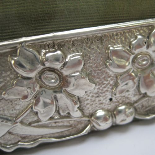 FLORAL MOUNTED EDWARDIAN CHESTER SILVER ART NOUVEAU STYLE PHOTO FRAME - ADDITIONAL PHOTO 4
