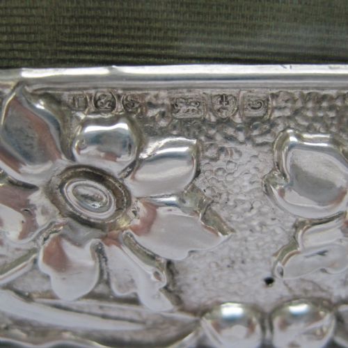 FLORAL MOUNTED EDWARDIAN CHESTER SILVER ART NOUVEAU STYLE PHOTO FRAME - ADDITIONAL PHOTO 5