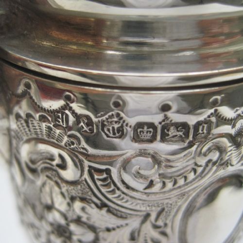 LATE VICTORIAN SILVER AND CUT GLASS CLARET JUG WITH HINGED DOMED FLORAL LID - ADDITIONAL PHOTO 5