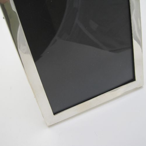 STYLISH PLAIN BORDER SILVER PHOTO FRAME WITH DARK BLUE LEATHER BACK - ADDITIONAL PHOTO 4