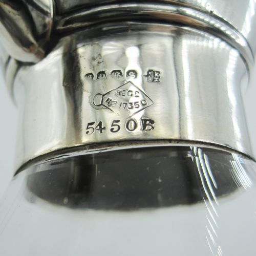 STYLISH VICTORIAN MARTIN HALL CO SILVER PLATED CLARET JUG - ADDITIONAL PHOTO 3