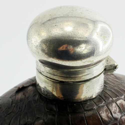 LARGE 16 FL OZ EDWARDIAN SILVER PLATE AND CROCODILE LEATHER HIP FLASK - ADDITIONAL PHOTO 3