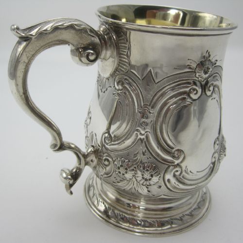 GOOD QUALITY GEORGE III SILVER PINT MUG - ADDITIONAL PHOTO 3