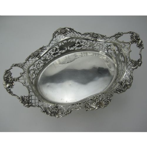 IMPRESSIVE ANTIQUE OVAL SILVER BOWL OR DISH - ADDITIONAL PHOTO 1
