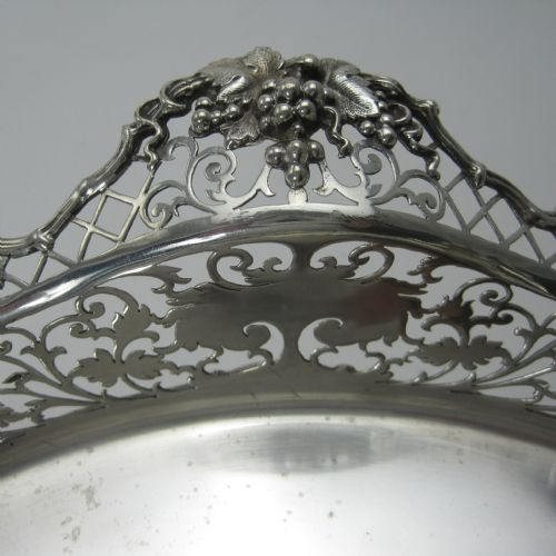 IMPRESSIVE ANTIQUE OVAL SILVER BOWL OR DISH - ADDITIONAL PHOTO 3