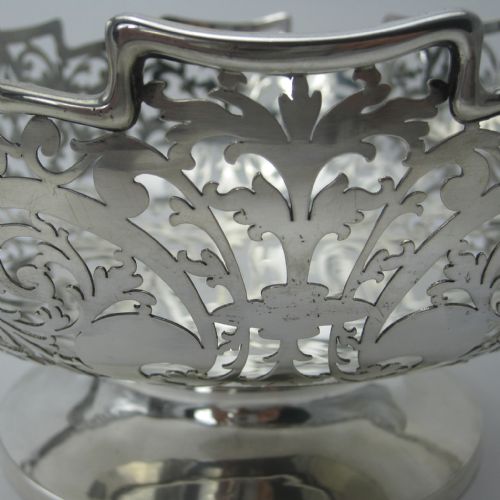 ATTRACTIVE LARGE SILVER BOWL WITH A MONTEITH STYLE RIM - ADDITIONAL PHOTO 2