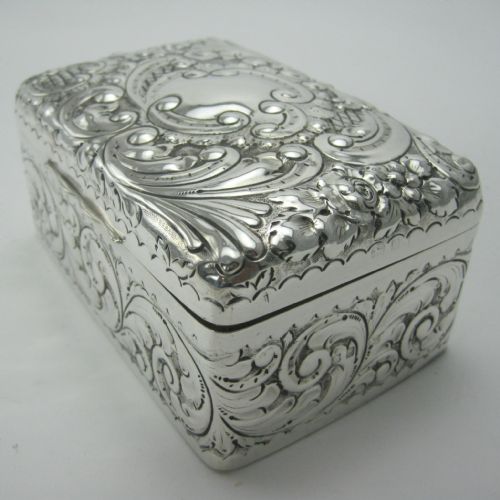EDWARDIAN CHASED SILVER RECTANGULAR TRINKET OR CIGARETTE BOX - ADDITIONAL PHOTO 2