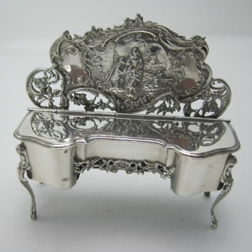 william comyns dressing table shaped silver jewellery or trinket box - CATEGORY: ANTIQUE SILVER - DATED 1900