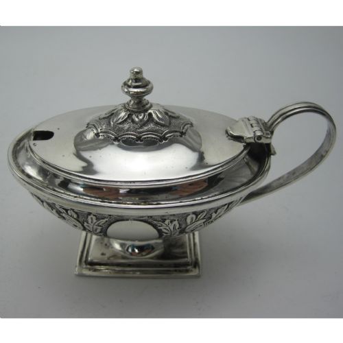 GOOD QUALITY BOAT SHAPED SILVER MUSTARD POT - ADDITIONAL PHOTO 1