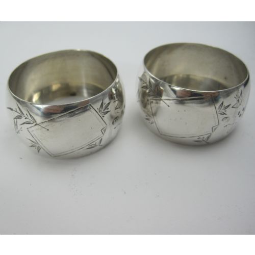 BOXED PAIR OF SILVER AESTHETIC MOVEMENT NAPKIN RINGS - ADDITIONAL PHOTO 3